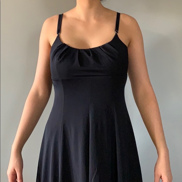 Dress - Picture 2 of 6